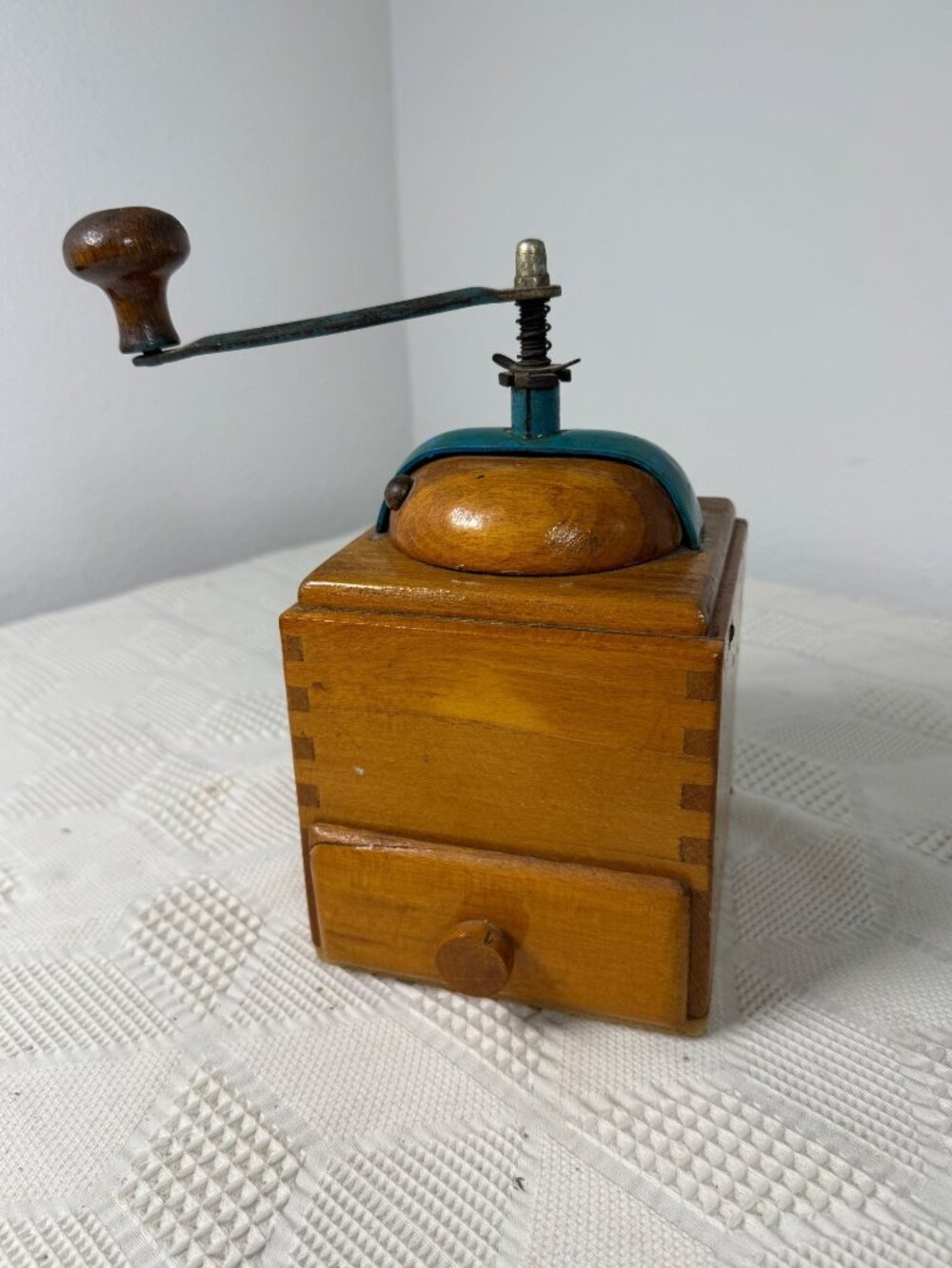 Leinbrocks Ideal Burr Coffee Grinder Vintage 1950s Wood and Metal Hand Crank